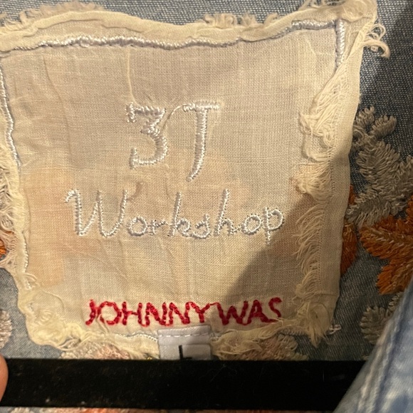 Johnny Was Blue Embroidered Denim Top - Picture 2 of 4